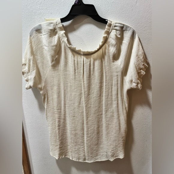 Fower & Feather Blouse - Picture 2 of 7